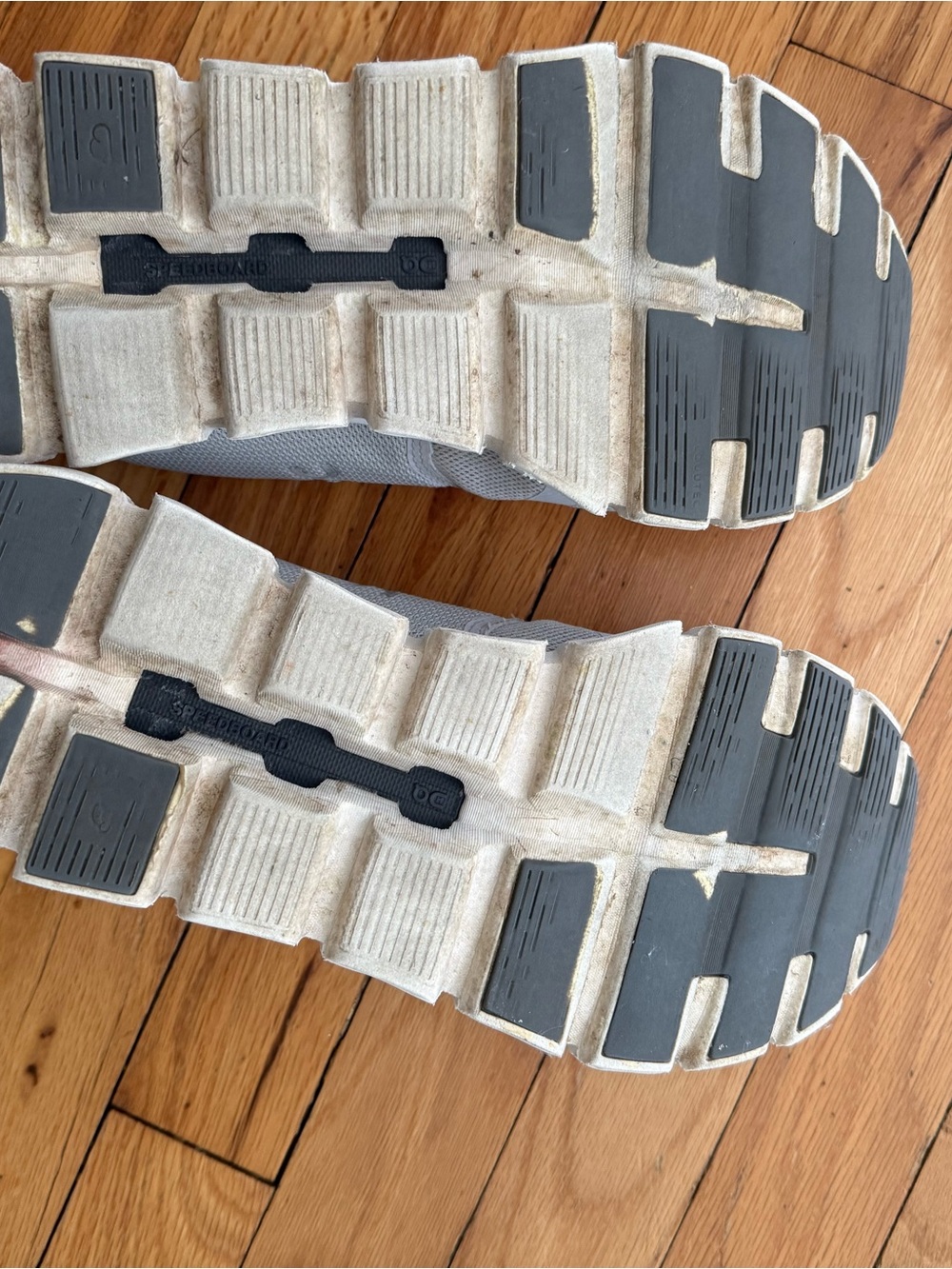 On Running Men's Cloudflow Sneakers in Light Gray and White - Picture 5 of 5